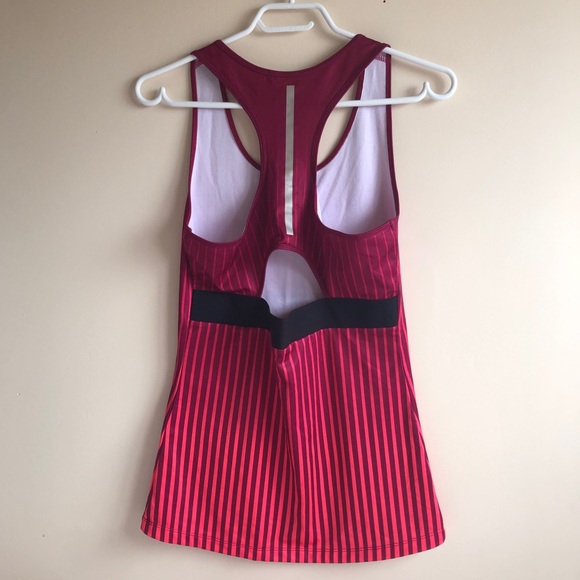 ‼️$14‼️ Yoga Workout Racerback Tank Top Bu… - Picture 3 of 5